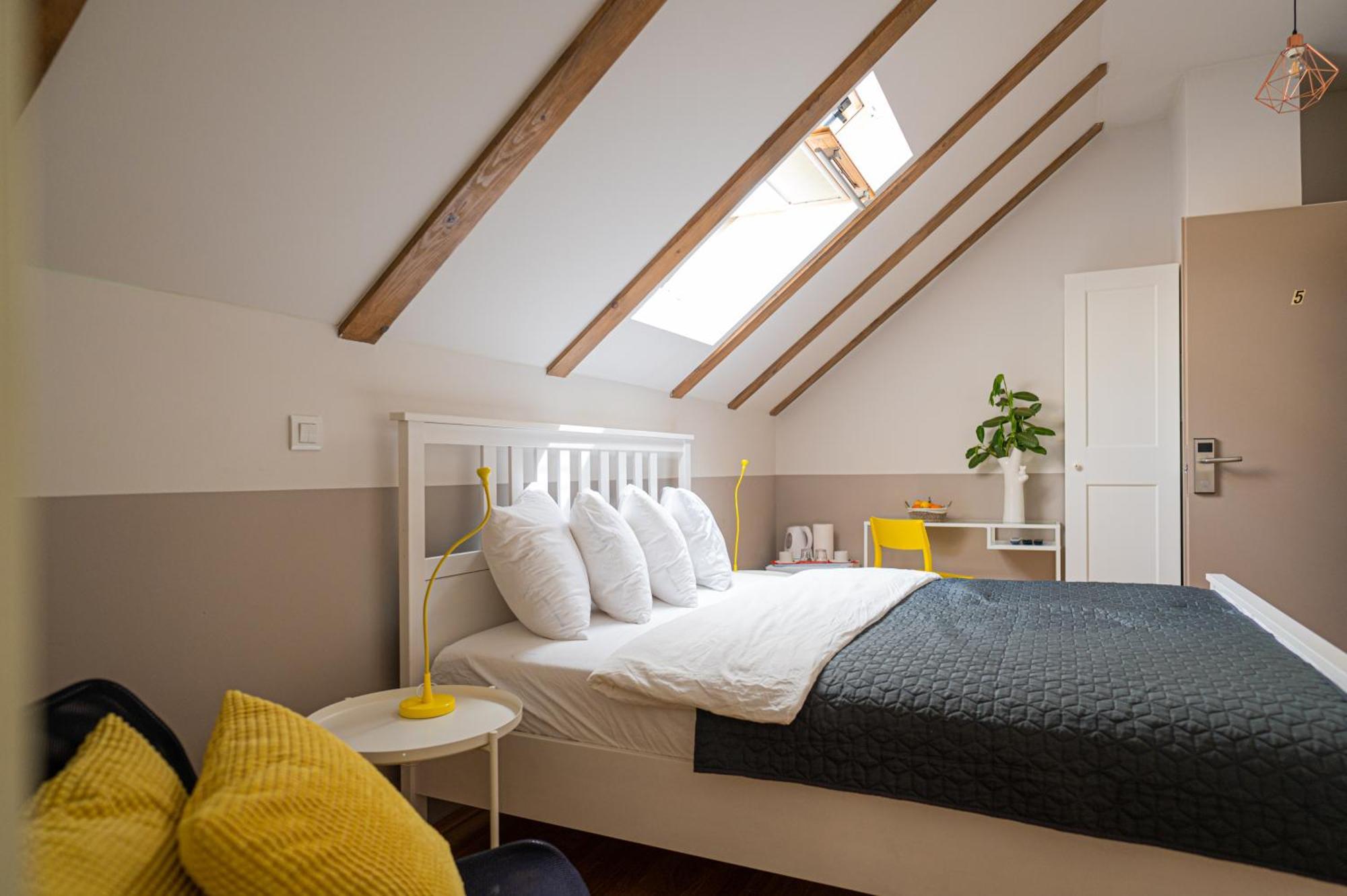 Paon Boutique Apartments Загреб Номер фото